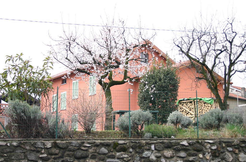 Rustico Merate vicolo Colombino